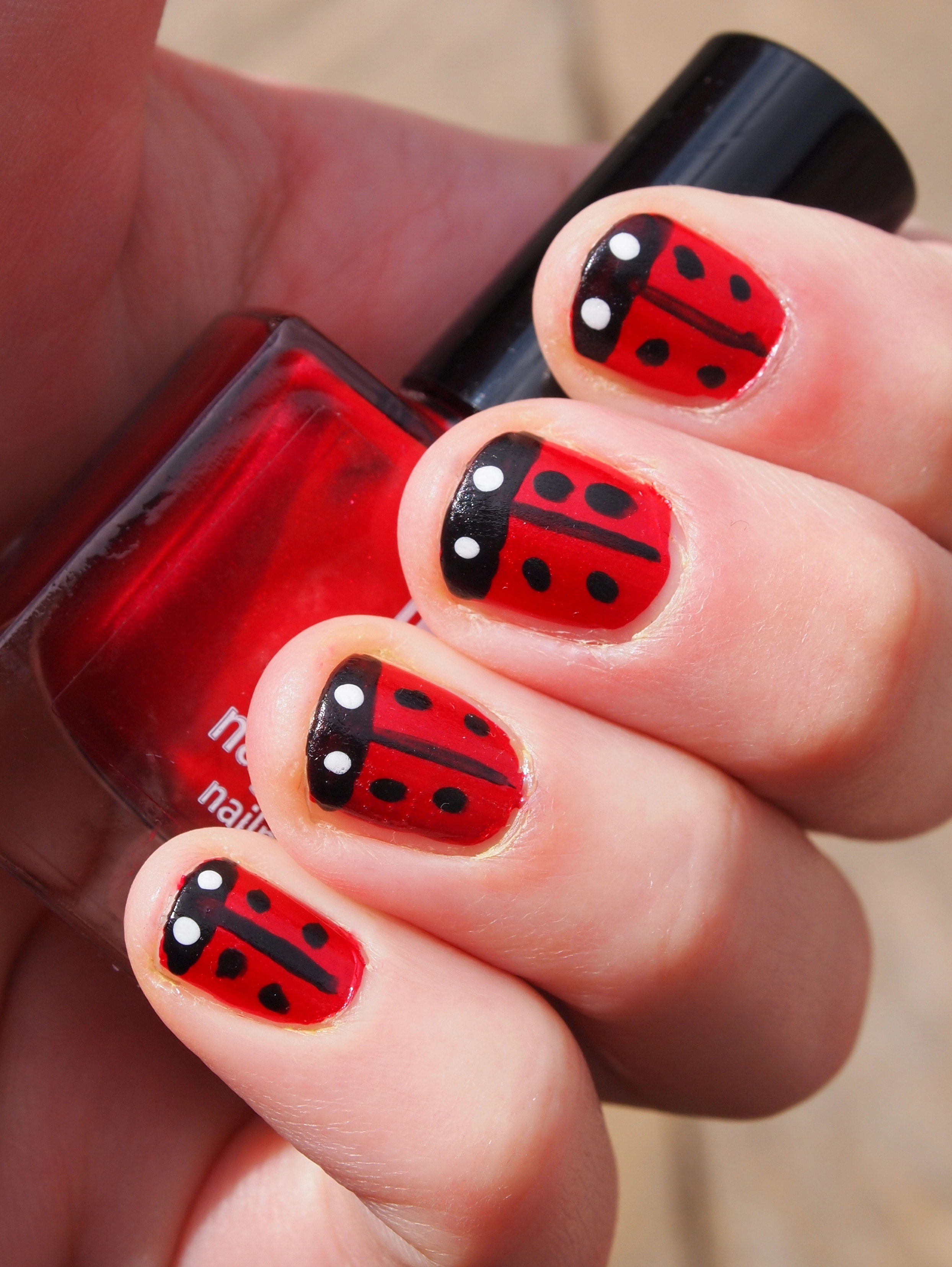 ladybug nail art