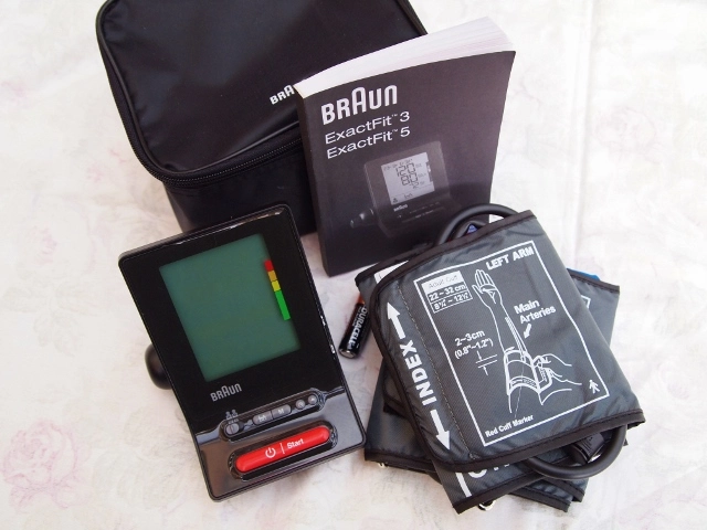 Braun Exactfit 5 Bp6200 Upper Arm Blood Pressure  